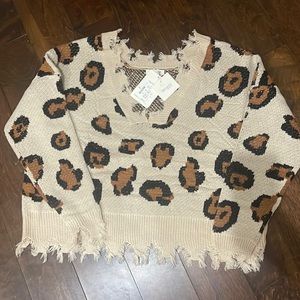Ivy & Leo Miracle Fashion Leopard Sweater - NWT
